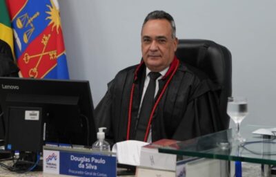 Procurador Douglas Paulo é reconduzido ao comando do Ministério Público de Contas