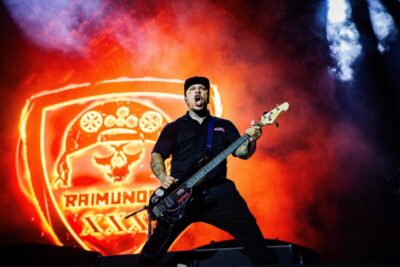 Raimundos leva o peso do rock nacional à abertura do Guns N’ Roses em São Luís