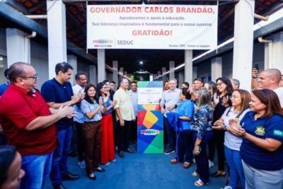 Governo do Maranhão amplia ações em Timon com entrega de escolas, títulos de terra e veículos