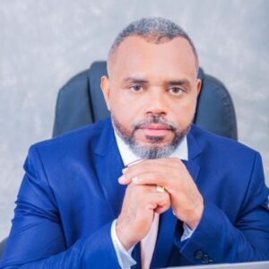 Secretário Ferdinando Rocha detalha avanços ambientais e novos projetos para Codó em entrevista ao programa Conversa é com Acélio