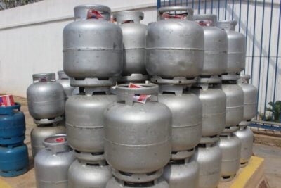 Gás do Povo começa recarga gratuita de botijões nesta segunda (24); veja como vai funciona