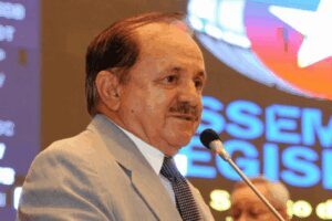 Assembleia Legislativa lamenta morte do ex-deputado e ex-prefeito Chico Gomes