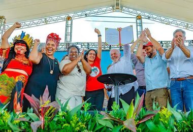Lula participa do encerramento do 14º Encontro Nacional do MST em Salvador