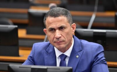 Comissão aprova possibilidade de juiz proibir entrada em estádio de agressor de mulher