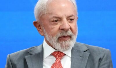 Lula homenageia vítimas do Holocausto e condena autoritarismo