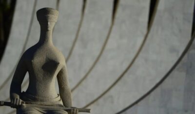 Moraes nega visita de Valdemar e Malta a Bolsonaro