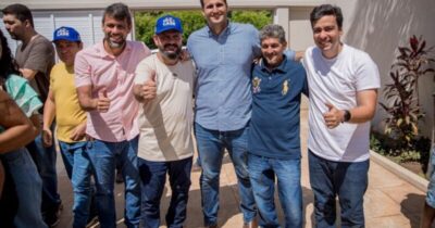 GRUPOS POLÍTICOS OPOSTOS APOIAM PRÉ-CANDIDATURA DE ORLEANS BRANDÃO EM PASSAGEM FRANCA