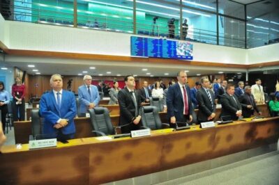 Assembleia faz minuto de silêncio em memória do ex-vereador Walter França