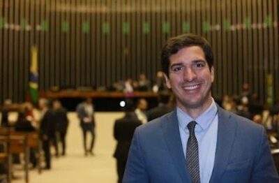 Gabriel Tenório cobra resposta da Prefeitura de Matões sobre ônibus incendiados