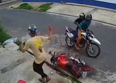 Motorista de aplicativo tem motocicleta tomada de assalto em Timon