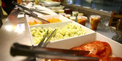 Alelo obtém liminar contra nova regra do vale-alimentação