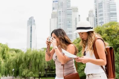 Alta no turismo exterior eleva demanda por vistos