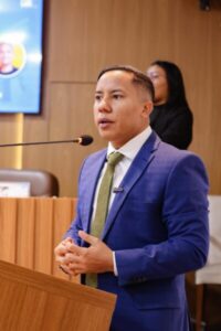 Penha aprova reajuste para professores municipais e defende mais investimentos em educação