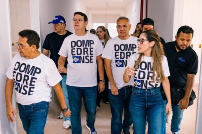 Júnior Viana e Vinícius Ferro acompanham andamento da obra do hospital de Dom Pedro ao lado do vereador Dr. Sansão