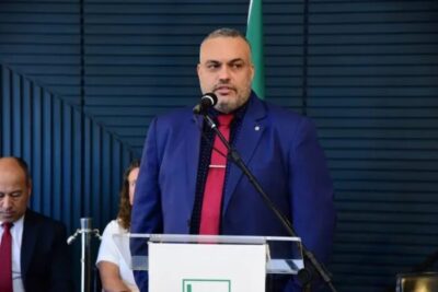 Projeto obriga estados a criarem delegacia eletrônica para denúncias de maus-tratos a animais