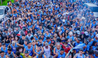 Bloco do Tio Gal arrasta multidão e marca encerramento do maior carnaval fora de época da BR
