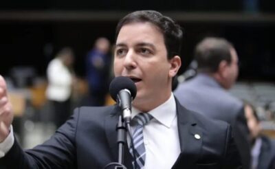 Projeto obriga preso a pagar por uso e manutenção de tornozeleira eletrônica