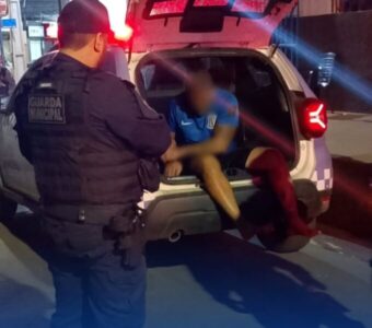 Guarda Municipal recupera moto roubada após perseguição em Caxias