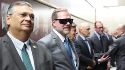 Partiu de Flávio Dino sugestão para saída de Toffoli do caso Master e nota conjunta, diz Estadão