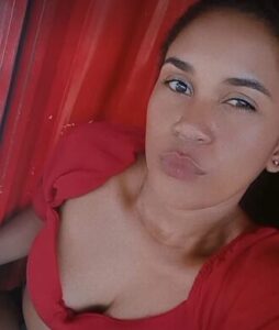 Mulher é morta a tiros após criminosos tentarem atingir outro alvo  em Caxias