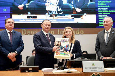 Brandão participa da abertura dos trabalhos legislativos