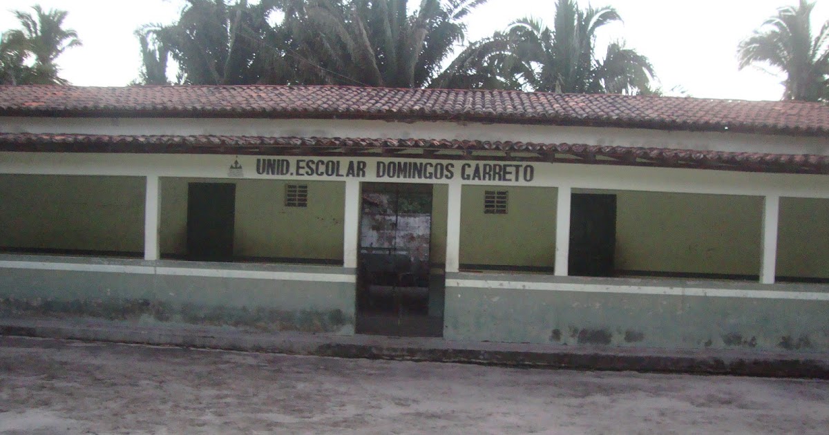 PREFEITURA DE ANAPURUS DEIXA A ESCOLA DO POVOADO SÃO COSME ABANDONADO