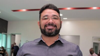 Gestão de Dr. Junior usou dinheiro do Fundeb para pagar assessor jurídico, nutricionista e o próprio secretário de Educação em Peritoró