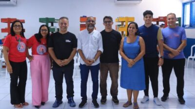 Fred Campos garante reajuste acima do piso nacional e cria comissão para progressão dos professores de Paço do Lumiar/MA