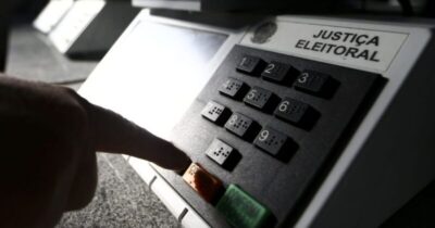 Estudo vê derrota de 70% de prefeitos que buscaram governo