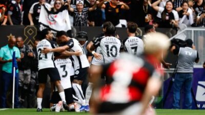 Corinthians vence Flamengo por 2 a 0 e conquista o bicampeonato da Supercopa do Brasil