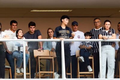 Alexandre de Moraes e Flávio Dino assistem jogo do Corinthians e Flamengo em Brasília