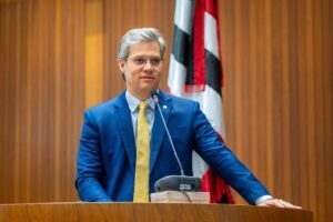 Neto Evangelista lidera na espontânea para deputado estadual