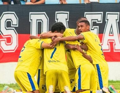 Iape vence o Moto Club por 2 a 1 e sai em vantagem na semifinal do Maranhense