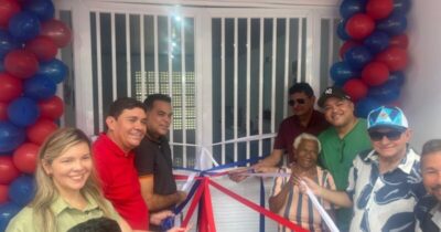 Sábado de Carnaval e o prefeito Joãozinho inaugurando obras no interior do município de Santa Helena