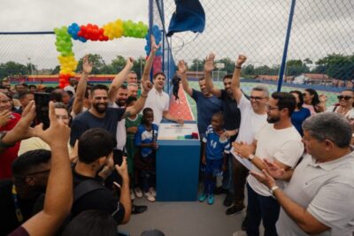 Prefeito Guerra e secretário Orleans Brandão entregam Areninha Esportiva em Penalva