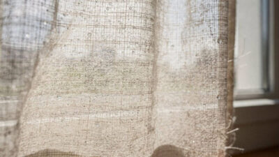 O segredo para refrescar a sala em minutos sem gastar um centavo com energia