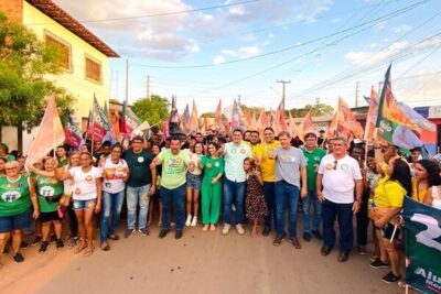 Calvet Filho mostra força política em grande caminhada em apoio aos deputados Adelmo Soares e Aluísio Mendes em Rosário
