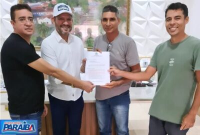 Prefeito Paraíba, recebe o presidente do SIMPROESEMA da cidade de Morros