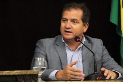 Simplício aceita missão do DC de disputar eleição para o Senado