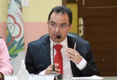 Taradão??? Deputado do PT é preso suspeito de passar pênis em mulher no aeroporto