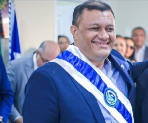 BOMBA: Bastidores do poder: críticas apontam que a Prefeito de Godofredo Viana não decide sozinho, so segue ordens de Tiago Mota