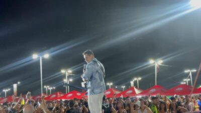 A Primeira Noite do Carnaval de Barreirinhas 2026 Foi um Sucesso Animado!