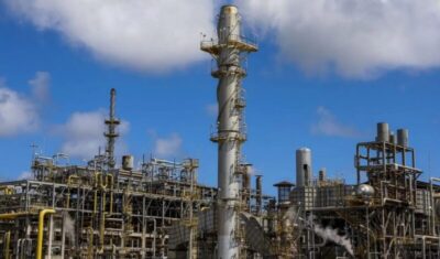 Câmara aprova redução de tributos para indústria química