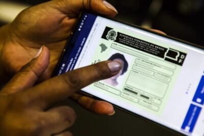 MP do Bom Condutor permite renovação gratuita para quem não cometeu infrações no último ano; mais de 3 milhões pediram 1ª habilitação.