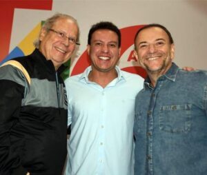 Coluna Aparte – Vai uma foto aí?