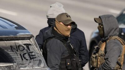 Governo Trump Retira 700 Agentes do ICE de Minnesota Após Protestos