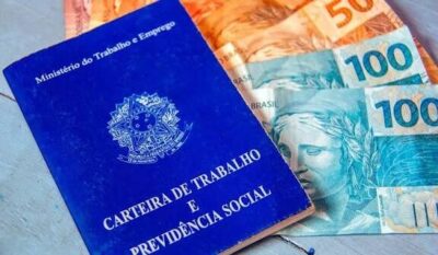 Trabalhadores passam a receber salário mínimo de R$ 1.621 a partir desta segunda-feira (2)