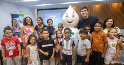 Governo realiza entrega de óculos a crianças beneficiadas pelo Programa Cuidar dos Olhos Kids