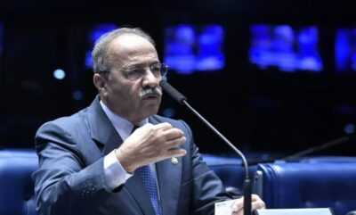 Dino arquiva parte de investigações contra senador flagrado com dinheiro na cueca