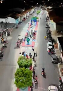 Prefeita Leide entrega a nova Praça da Avenida Manoel Paciência à população